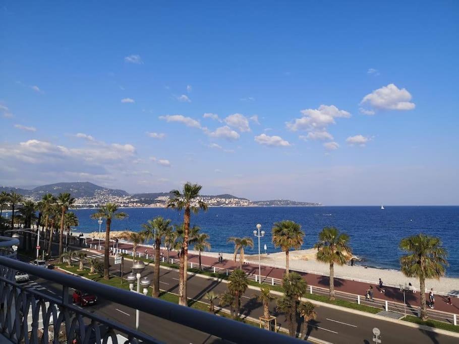 Beach Front, Superbe Appartement Pour 4 Personnes 니스 외부 사진